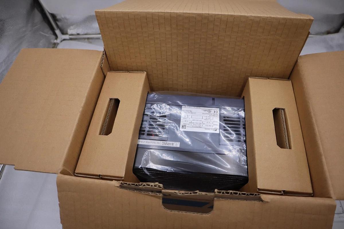 Used FUJI ELECTRIC FRN002G1S-2U FREQUENCY DRIVE MEGA SERIES 2 HP HIGH/LOW DUTY #5004A