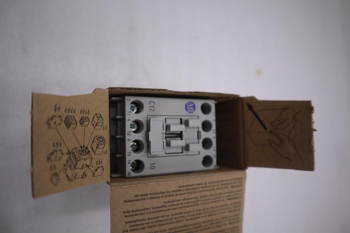 Used NEW OPEN BOX AB Allen Bradley 100-C12D10 110/120V 12A Contactor 100C12D10 G613A