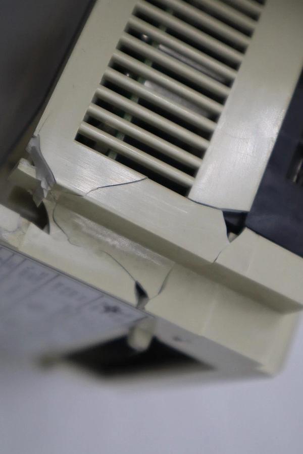 Used ALLEN BRADLEY AB 1745-LP151 SER B SLC 150 PROGRAMMABLE CONTROLLER STK 5048CC