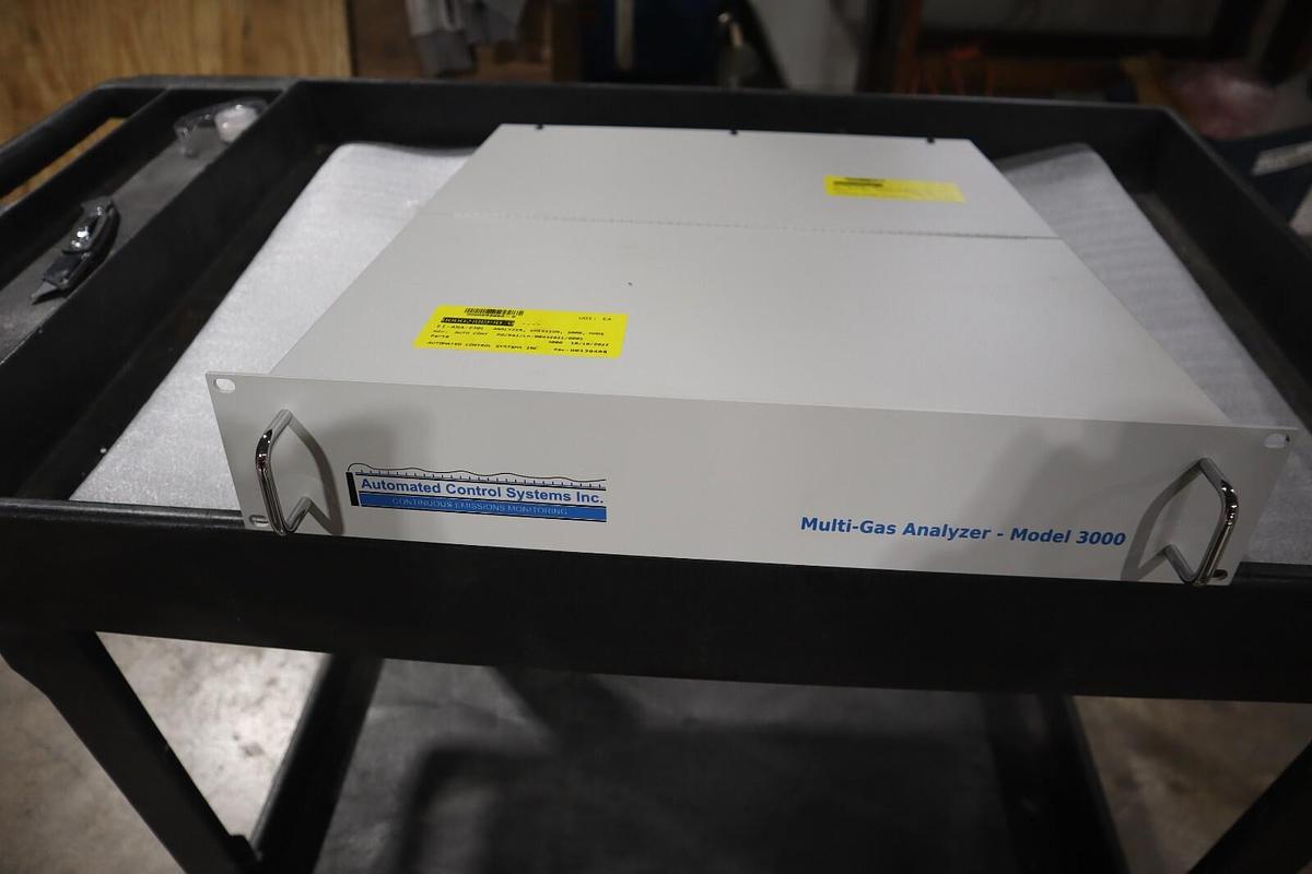 Used ACS AUTOMATED CONTROL SYSTEMS MULTI-GAS ANALYZER MODEL 3000 NEW UNIT STOCK G278