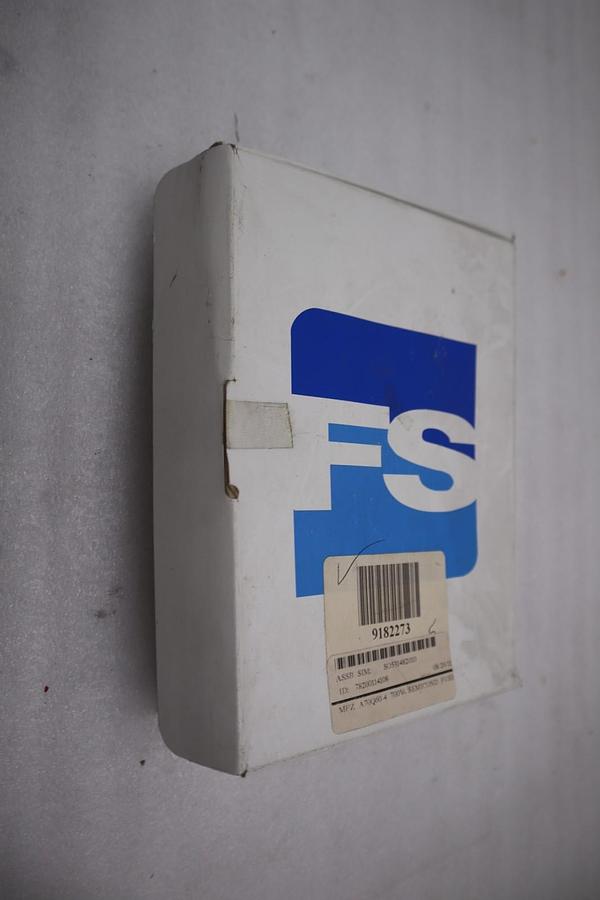 Used NEW BOX OF 5 FERRAZ SHAWMUT 60A 700V SEMICONDUCTOR FUSE A70P60-4 STOCK GF-634A
