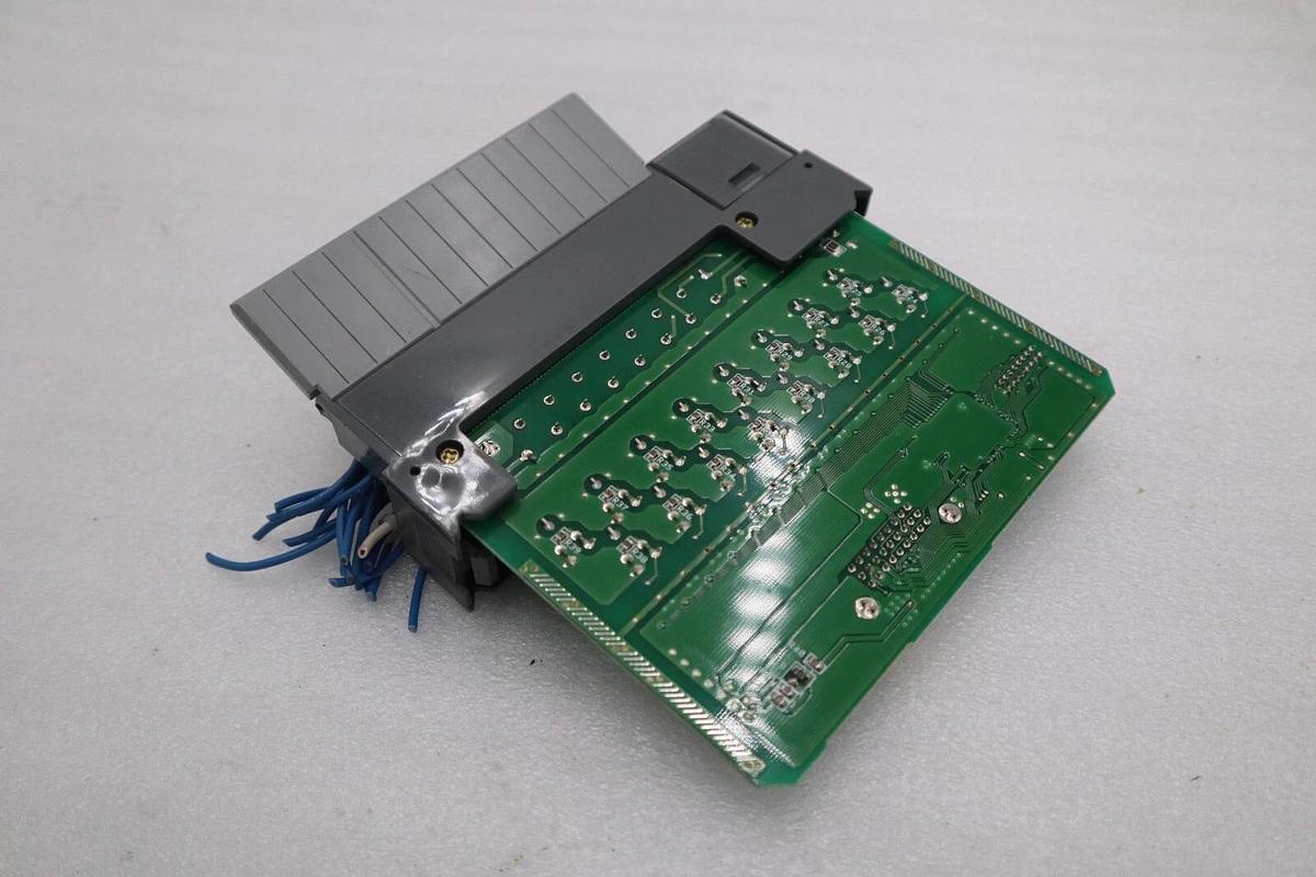 Used Allen Bradley 1746-OV16 Ser. C Output Module SLC 500 1746OV16 AB STOCK K-82-D