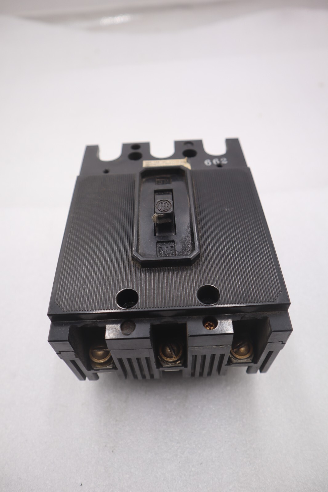 Used ITE CIRCUIT BREAKER EE3B015 15 AMP 3 POLE 240 VAC 125/250 VDC STOCK B-618