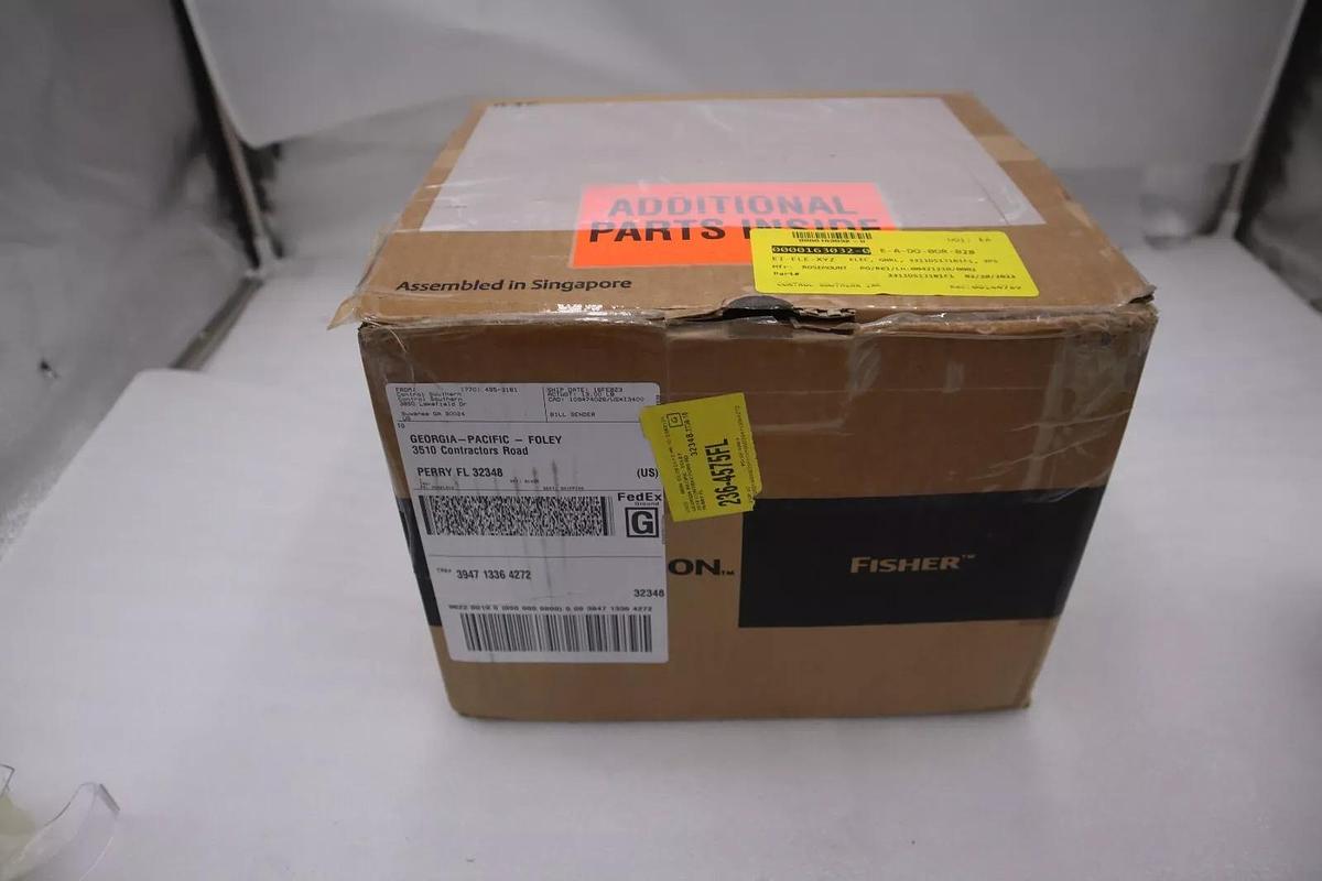 ROSEMOUNT FISHER TRANSDUCER 3311DS1J1B1F1 W/ FISHER 67CFR NEW STOCK G142A