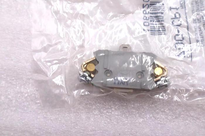 NEW ALLEN BRADLEY BULLETIN 700-CP1 #L-730