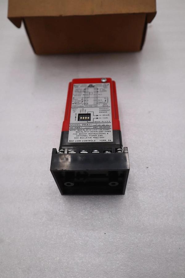 NEW OPEN BOX Red Lion Controls PRA13021 Pulse  Analog Converter STK 3261CC