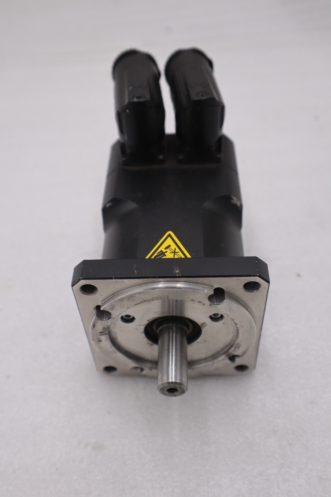 Used Jetter JH3-0190-42-6RVS-X Servo Motor 3-Phase NEW UNIT STOCK H148