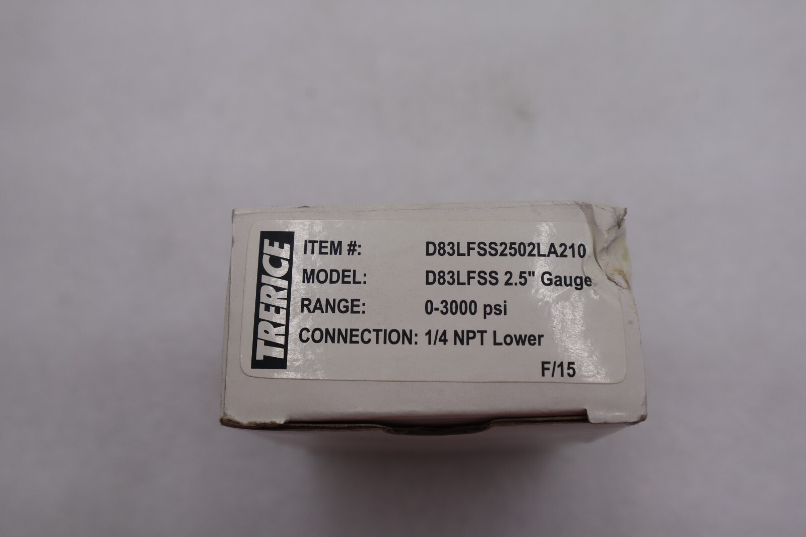 Used Trerice D83LFSS2502LA110 Pressure Gauge 2.5" Dial, 1/4" NPT, 0-3000 PSI #K-2243