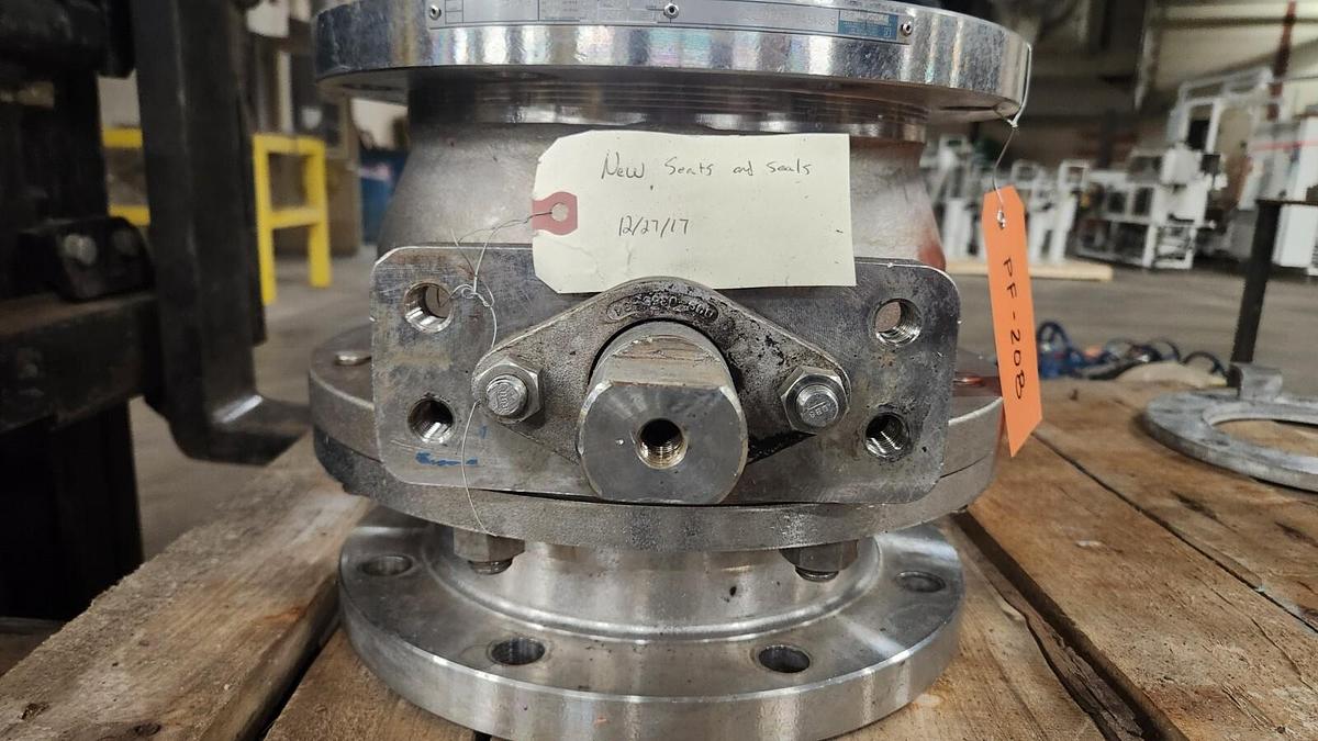 Used Dynatorque 7D-33-2600 Manual VBALL Valve 6in 316SS STOCK PF-208