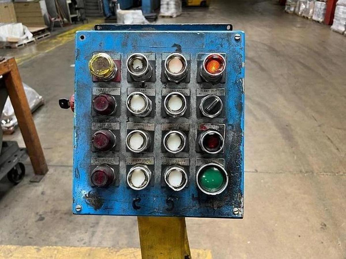 Used AUTOMATAN LOAD TURNER MODEL 73TCP