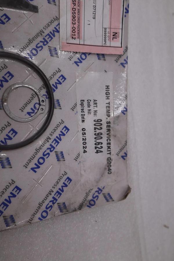Used FISHER EMERSON HIGH TEMP SERVICE KIT STOCK #121A