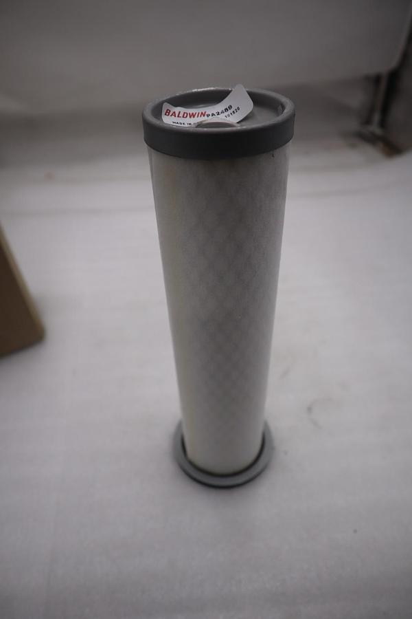Used LOT OF 2 -- NEW OPEN BOX Air Filter Baldwin PA2489 STK GF1135
