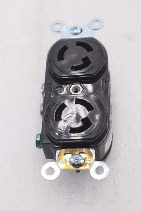 NEW OPEN BOX Leviton 4700 Outlet STOCK K-3375