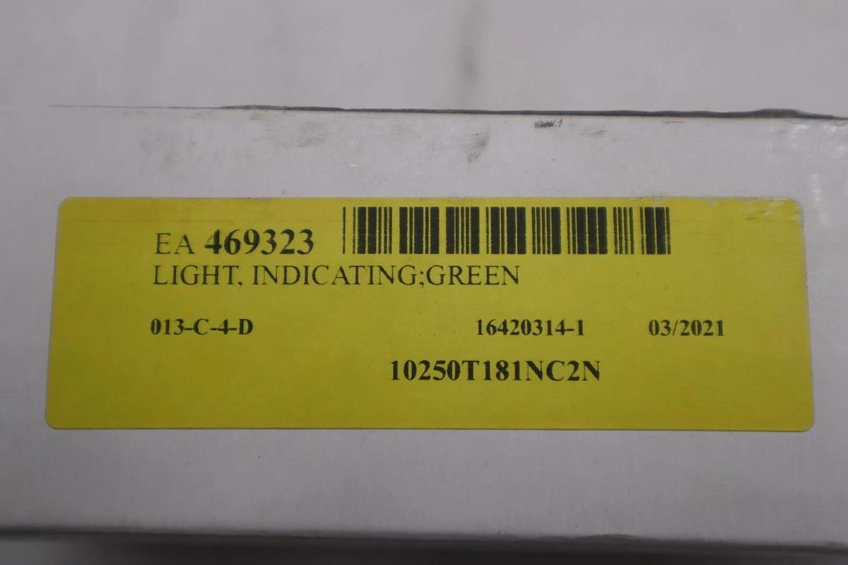 CUTLER HAMMER 10250T181NC2N Indicating Light NEW IN BOX STOCK K-3329