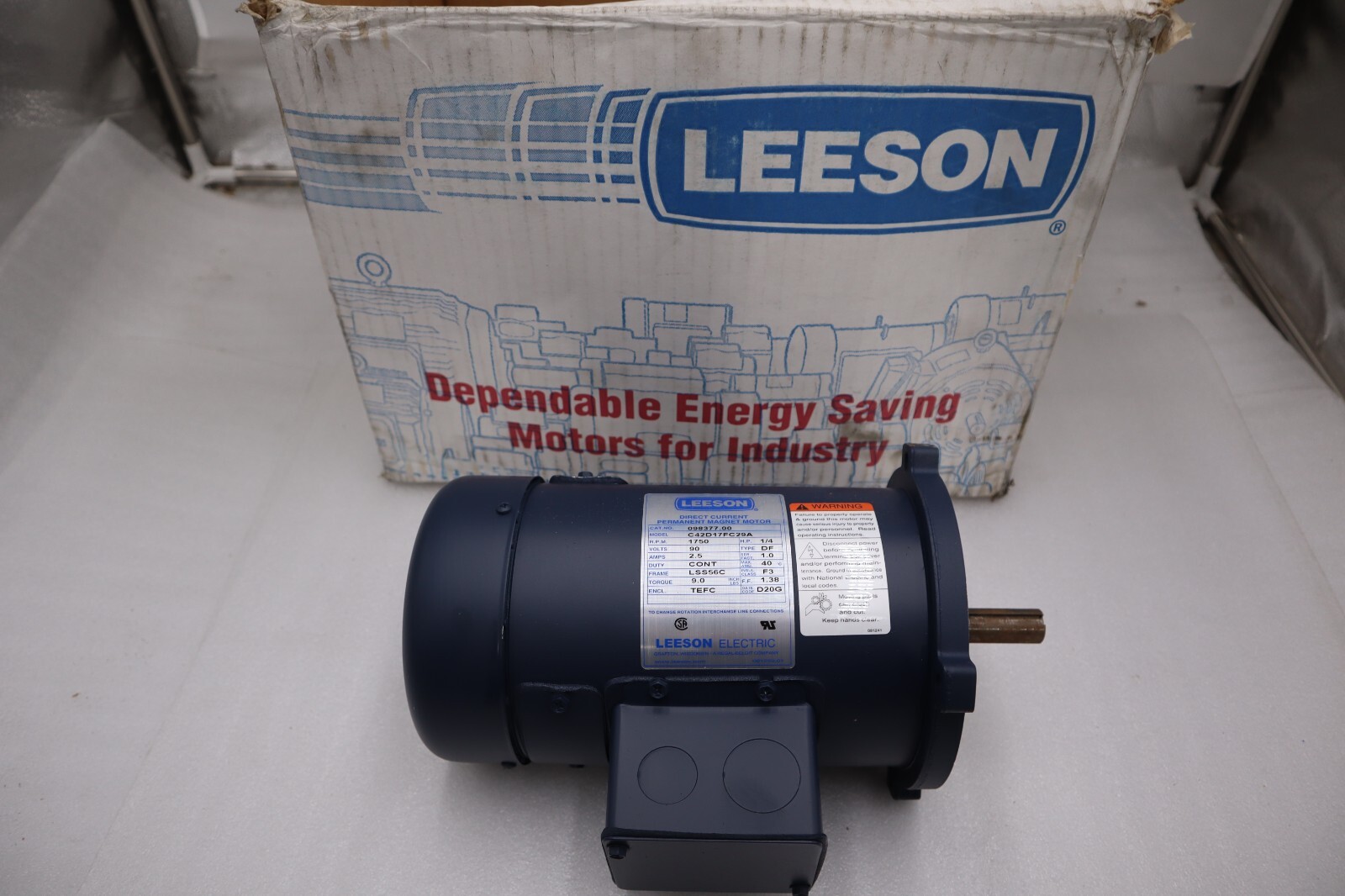 NEW IN BOX LEESON 098377.00 MOTOR 1/4HP.1750RPM.LSS56C.TEFC.90V STOCK H821