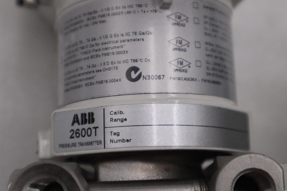 Used NEW ABB 2600T 266DRHESSA2A1 ENL5 PREUSSURE TRANSMITTER STOCK G239A