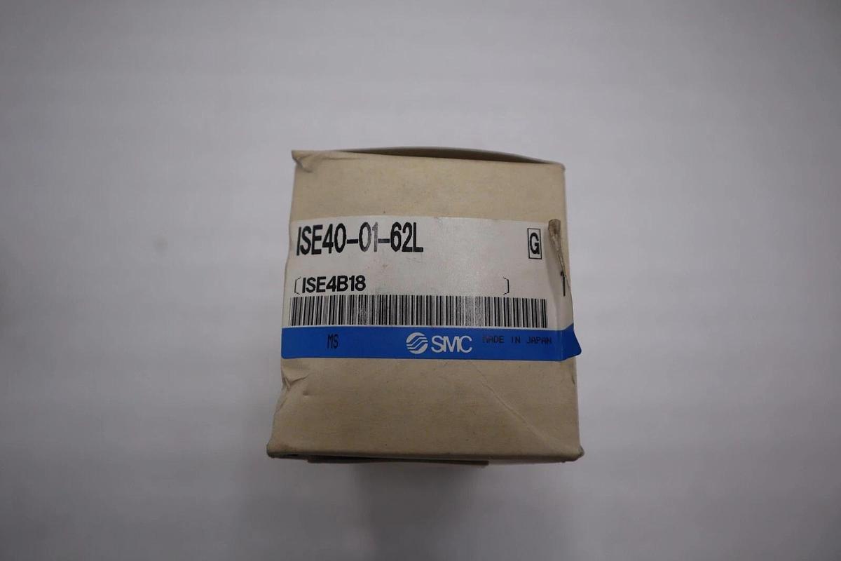 NEW OPEN BOX SMC ISE40-01-62L ISE400162L Pressure Switch STOCK G459A
