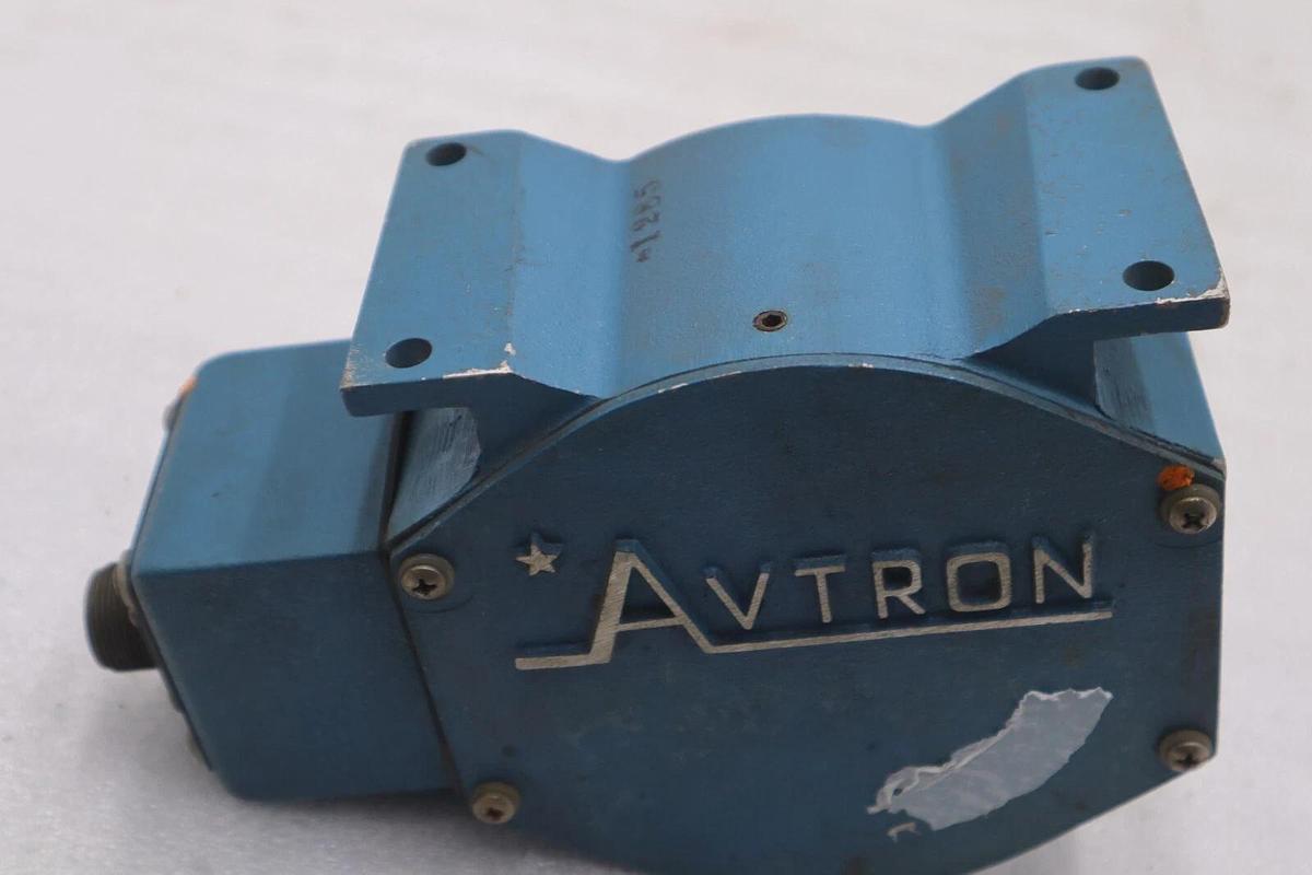 AVTRON T770A 1R 12VDC 30mA Pulse Tachometer STOCK 4585