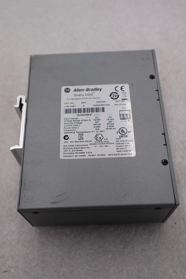 Used ALLEN BRADLEY 1783-US8T STRATIX 2000 UNMANAGED ETHERNET SWITCH SER A #K-2643