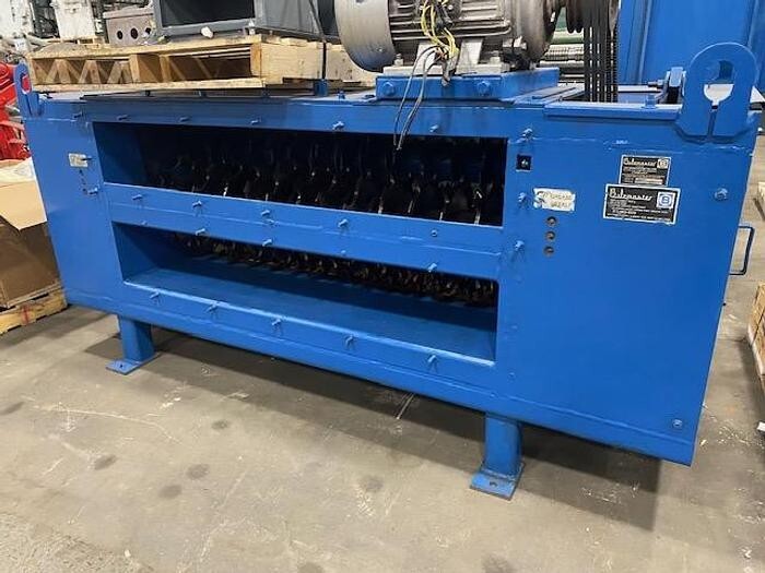 Used 63" BALEMASTER MODEL 1440 HORIZONTAL SHREDDER 30 HP