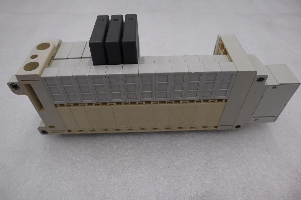 NEW SMC VV5QC21-12C6FD0-15-BABD5B3F-N Manifold STOCK K-2545