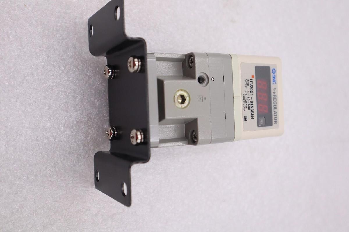 NEW SMC ITV2051-01N3BN4 Solenoid Regulator STOCK K-2415