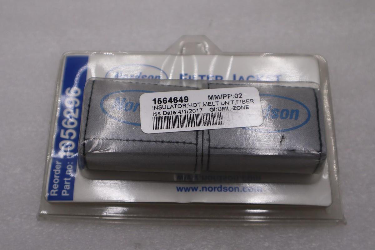 LOT OF 3 -- NEW Nordson 1056296 Filter Jacket STOCK H1011A