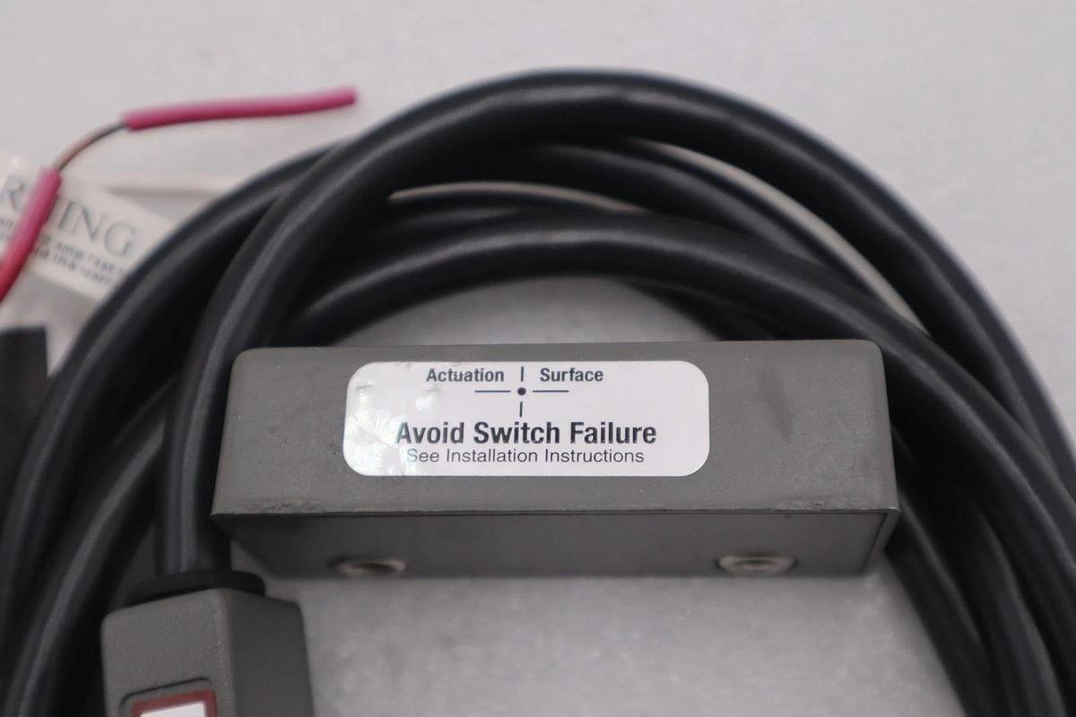 SENTROL 251-F7Z-06K FAIL SAFE GUARD SWITCH 12W 24V STK G899A