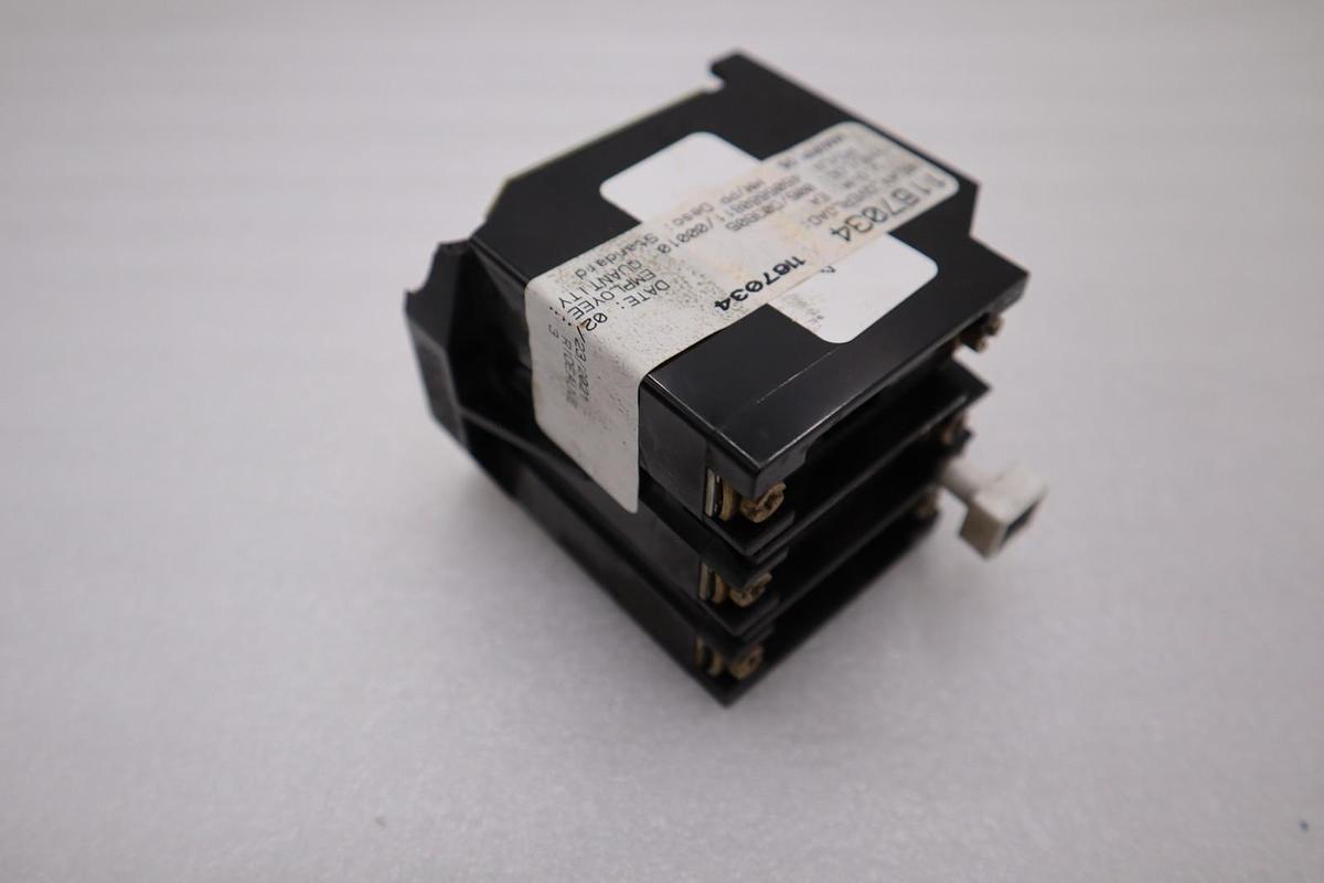 Used AB Allen Bradley 592-J0V16 Series B NEMA A600 Circuit Control STK H870A