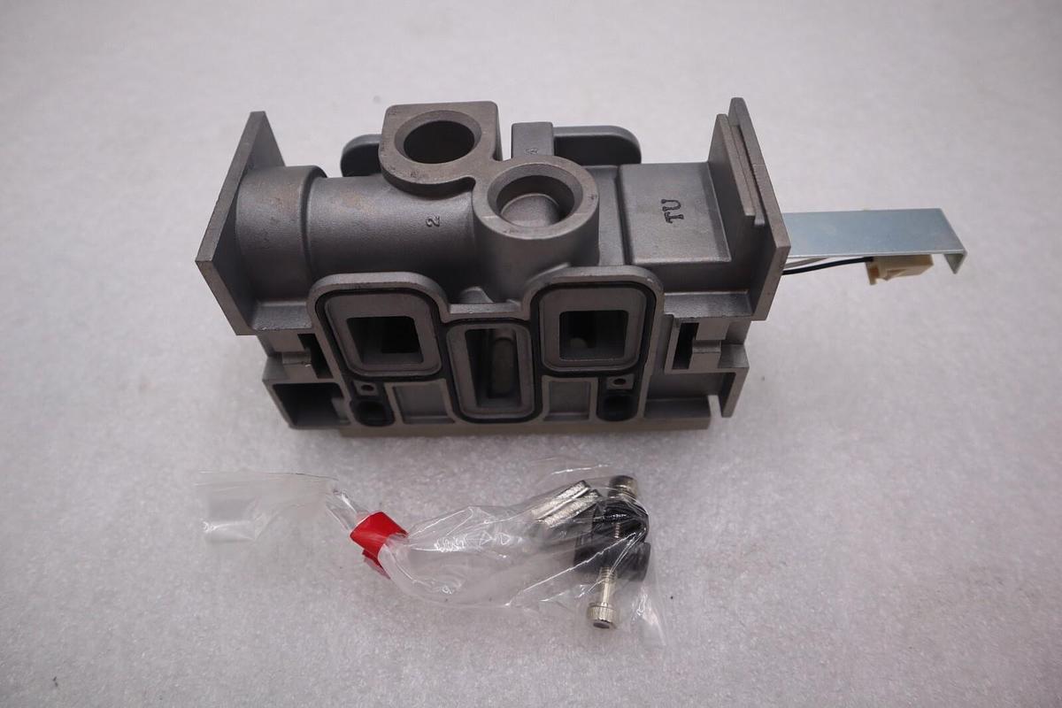 Used SMC MBS8080-04-1 EIGHT AVAILABLE STOCK S-371
