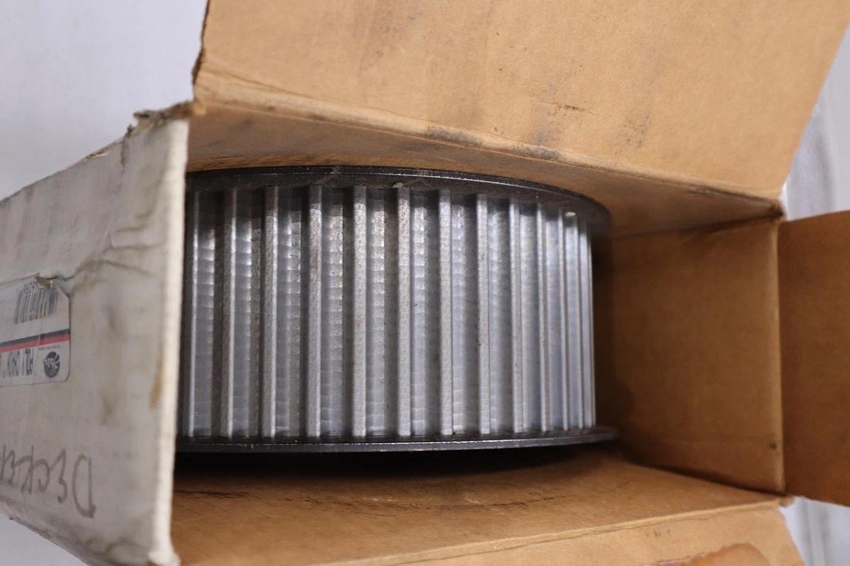 NEW OPEN BOX GATES 14MX-45S-68 3020 POLY CHAIN GT2 SPROCKET STK 1534CC