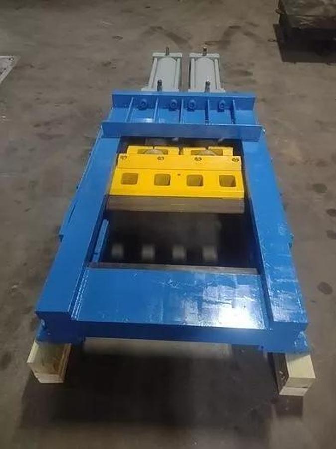 Used NEILSON & HIEBERT TAIL CUTTER WITH HYDRAULIC PACK (TWO AVAILABLE)