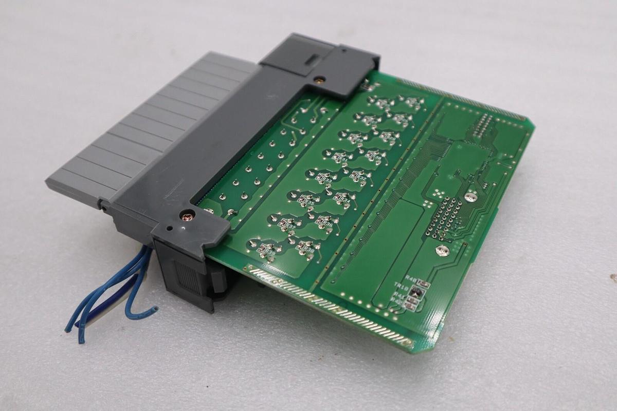 Used Allen Bradley 1746-OV16 Ser. C Output Module SLC 500 1746OV16 AB STOCK K-80-D