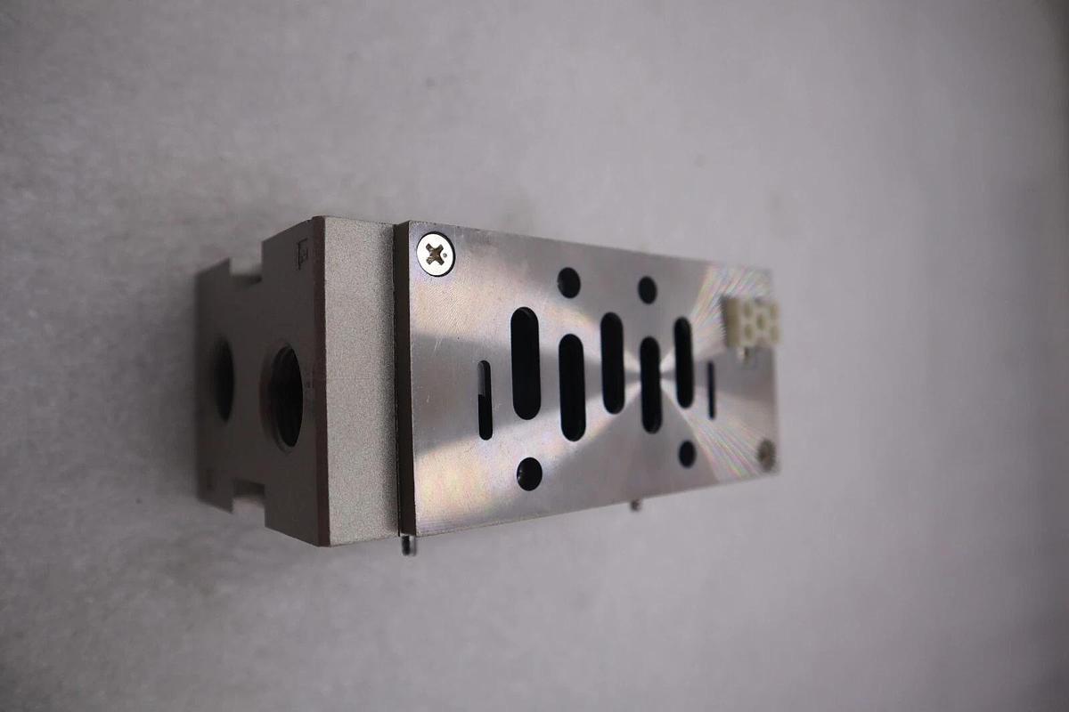 SMC MBS8080-04-1 EIGHT AVAILABLE STOCK S-371