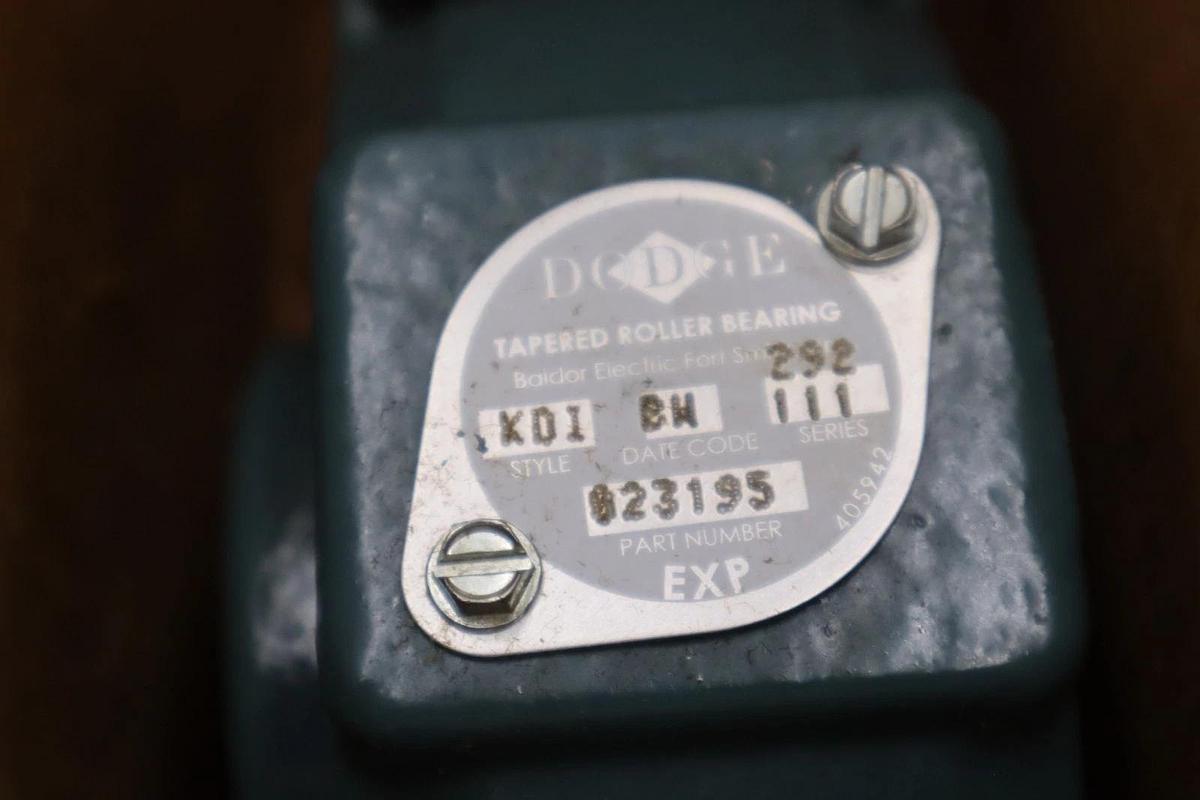 Used DODGE 023195 P2B-K-111RE TYPE K SPLIT PILLOW BLOCK BEARING STOCK 5223CC