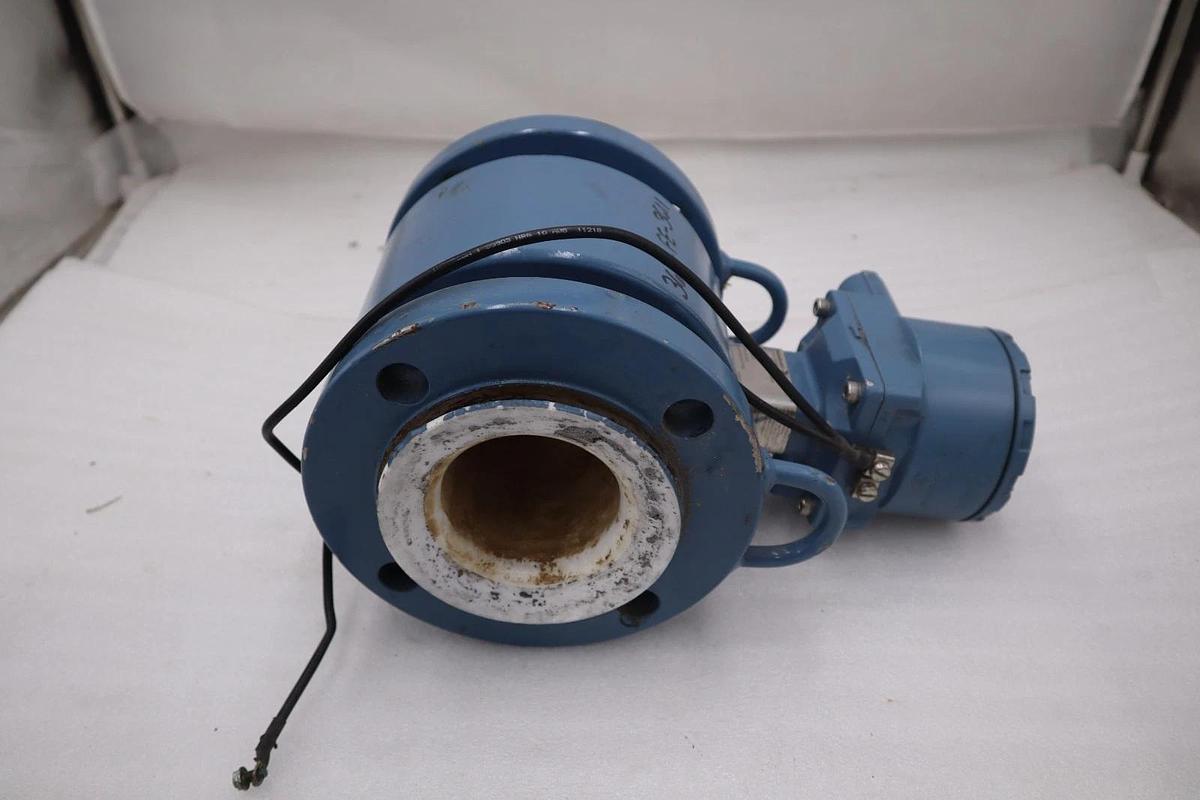 Used Rosemount 8705TPA030C1M0Q4Q5Q8 Magnetic Flowtube STOCK 2902A