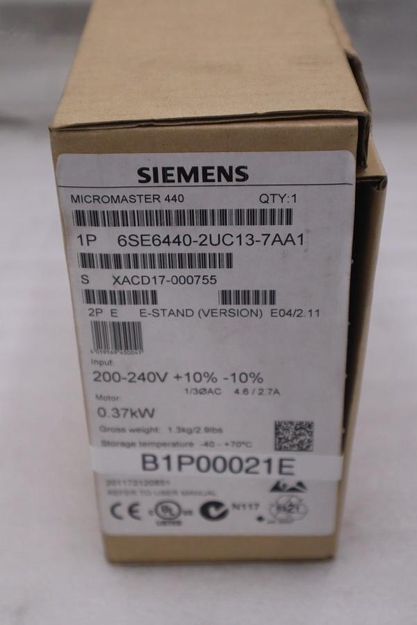 6SE6440-2UC13-7AA1 NEW SIEMENS MICROMASTER 440 Inverter NEW IN BOX STOCK GF-1385