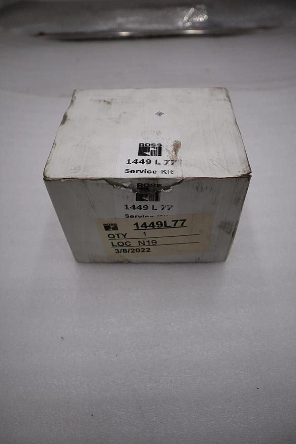 Used BRAND NEW ROSS CONTROLS 1449L77 VB KIT FOR D2153A5914 STOCK H204A