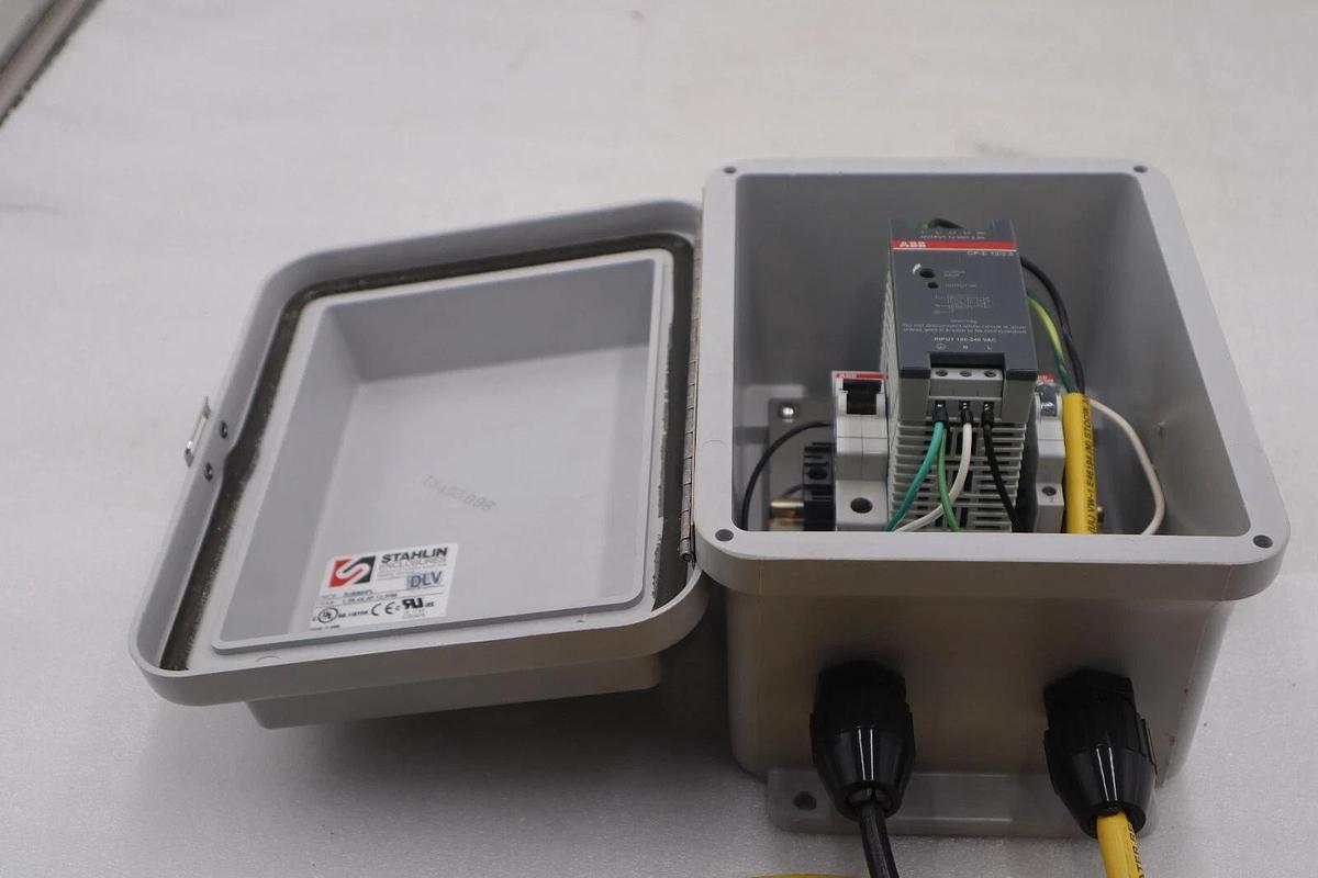 Used Stahlin RJ806HPL Fiberglass Enclosure 1,3R,4X,6P,12,IP66 New Open Box #3564