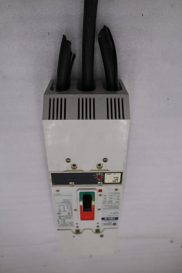 Used Allen Bradley 140U-J6X3 100A 3P 600V AC 250V DC Circuit Breaker STOCK H1867