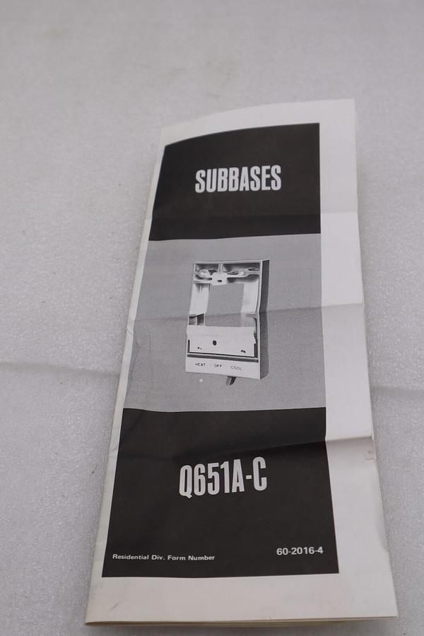 Used HONEYWELL Q651A-1009-1H MULTI SWITCHING SUBBASE 3 POSITION SWITCH #L-795
