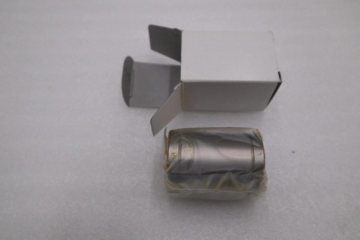 Lot of 4 NEW OPEN BOX Rexroth Bosch R075021600 Bushings STK H397A