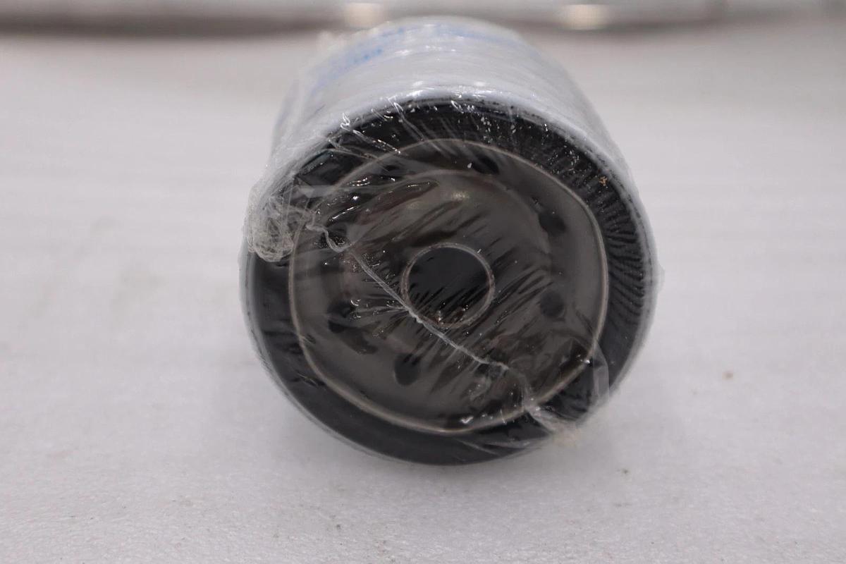 NEW OPEN BOX Donaldson Fuel Filter P550345 STK H958
