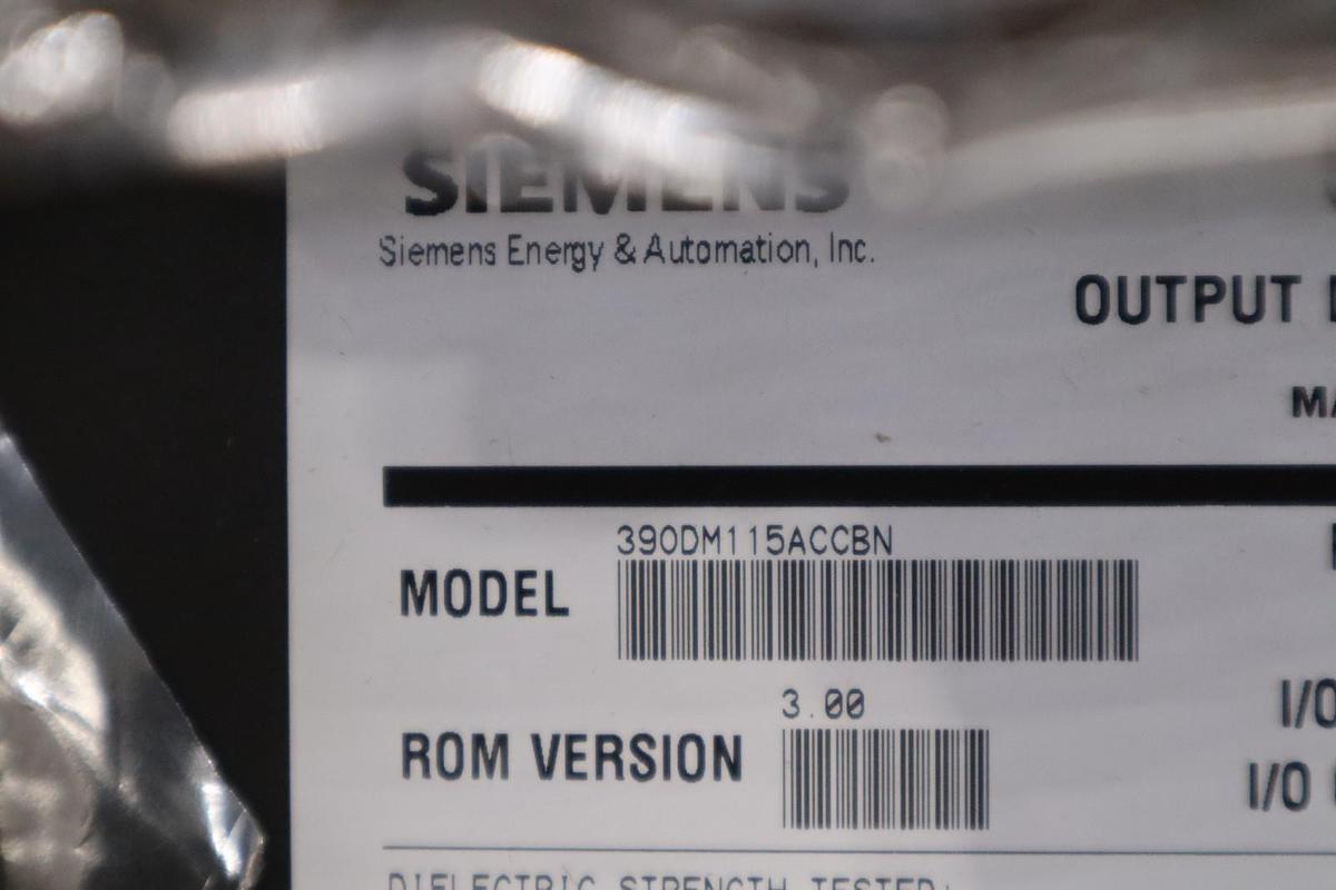 Used SIEMENS APACS+ ODM Output Discrete Module 390DM115ACCBN STK SGF144
