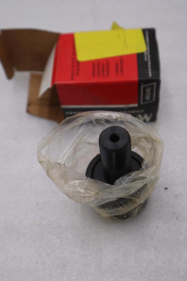 McGill CF 1 3/4 S CAMROL Cam Roller Bearing — CF 1-3/4-S (12 AVAILABLE) NEW