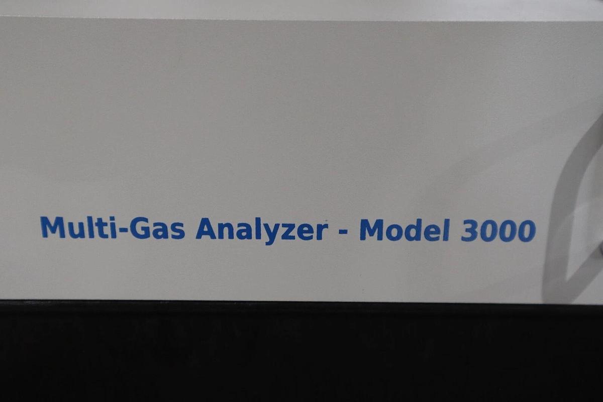 ACS AUTOMATED CONTROL SYSTEMS MULTI-GAS ANALYZER MODEL 3000 NEW UNIT STOCK G278