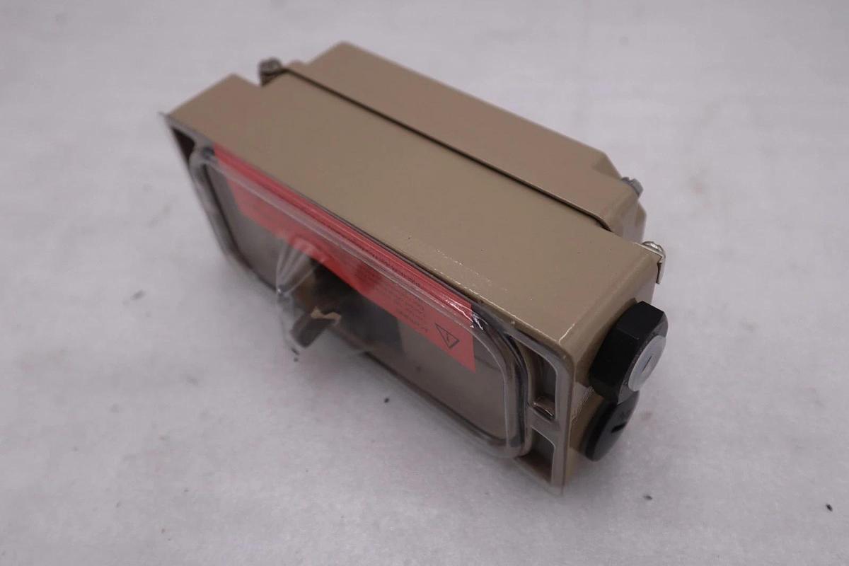 SAMSON 3766 Pneumatic Position Controller - NEW IN BOX- STOCK GF503