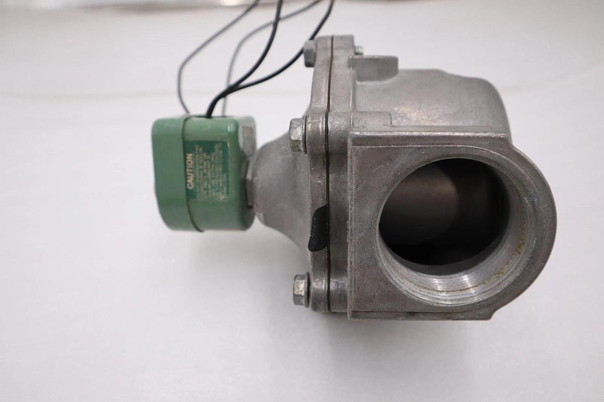 ASCO REDHAT 8215B80 SOLENOID VALVE 2"PIPE 15.4WATTS FUEL GAS 25 PSI STK H1582