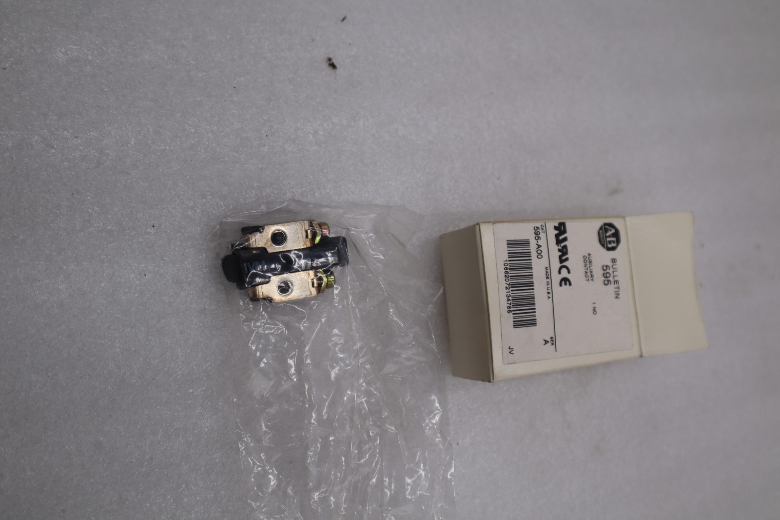 Used LOT OF 5 -- NEW OPN BOX AB Allen Bradley 595-A00 Auxiliary Contact STK H800