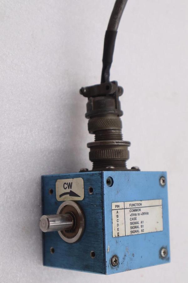 Used DYNAPAR 32X0200000009 ROTARY ENCODER STOCK #K-2394